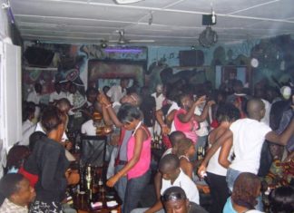 Fria: les adolescents baignent dans l’alcool