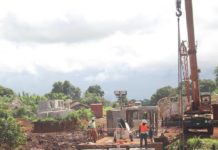 Guinée : « Le pont de Linsan, une fois fini, aura la capacité de soutenir un camion de 60 Tonnes » rassure l’ingénieur