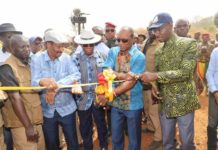 Kindia: Alpha Condé inaugure deux ponts et visite la nouvelle cité de Kinfaya