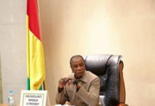 Guinée/Report des élections: Alpha Condé accepte de recevoir des experts de la CEDEAO