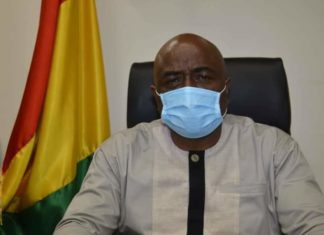 Guinée/Journée mondiale des pharmaciens: le Ministre de la santé salue le rôle joué par cette couche dans la lutte contre la Covid-19