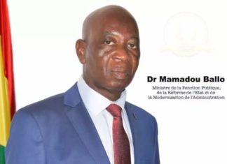 Fête internationale du Travail : le Ministre de la Fonction publique et du Travail apprécie les efforts des travailleuses et travailleurs !