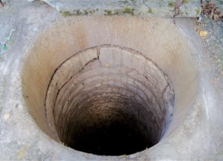 Dinguiraye : Une fille de 3 ans fait une chute dans un puits et trouve la mort