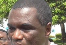 Conakry : Mamadou Diouldé Diallo passe sa première nuit en prison peu après son limogeage à la tête de la SEG