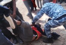 Conakry : Djani Alfa et Billo Bah arrêtés par la DPJ au siège du FNDC, Foniké Menguè trainé