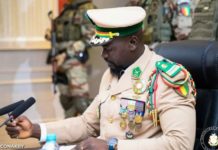 Décret : Mamadi Doumbouya élève plusieurs personnes au grade de chevalier de l’ordre national du mérite