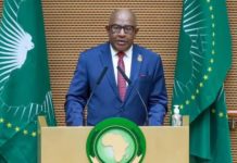 Le Président en exercice de l’Union Africaine, Azali Assoumani arrive ce vendredi 23 juin 2023 en Guinée( communiqué)