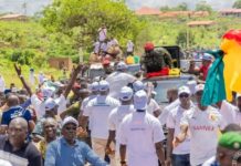 Mamadi Doumbouya à Kankan pour la fête de Tabaski: un hommage à ses racines (DCI-PRG)