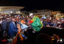 Entre accueil officiel et ferveur populaire, Abidjan accueille le Président Mamadi Doumbouya