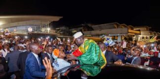 Entre accueil officiel et ferveur populaire, Abidjan accueille le Président Mamadi Doumbouya